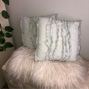 Rachel Ashwell Simply Shabby Chic Accent Ruffle Pillows Blueish Gray Robin’s Egg